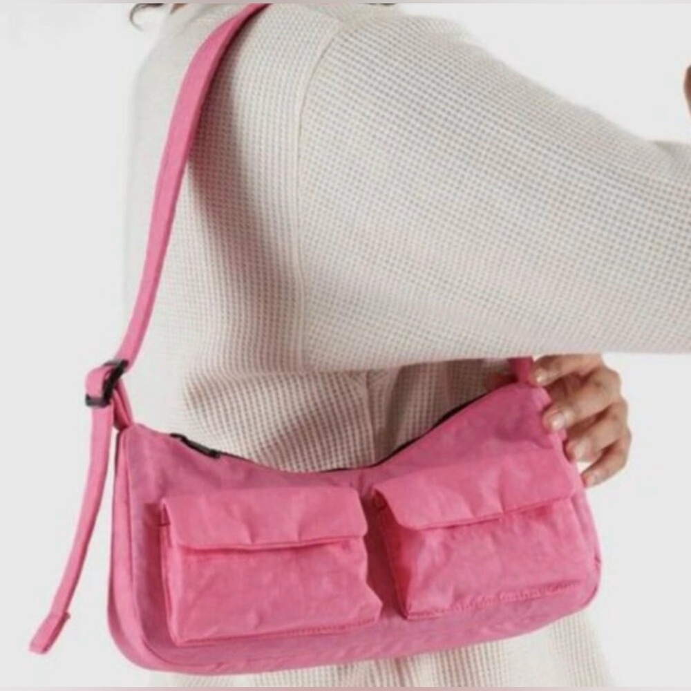 BAGGU Cargo Shoulder Bag in pink